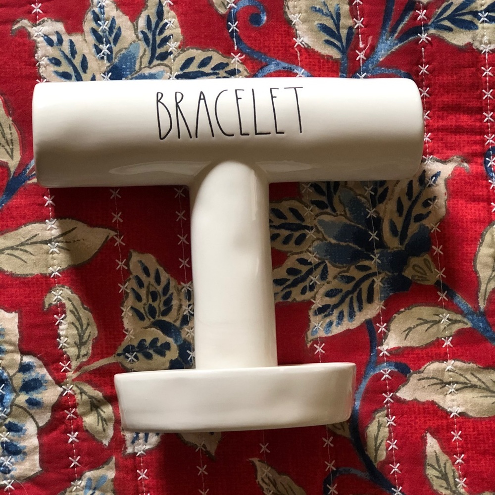 Rae Dunn Bracelet Holder!! ❤️
